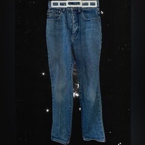 GO NORDIC Vintage High-Waisted Mom Cut Jeans